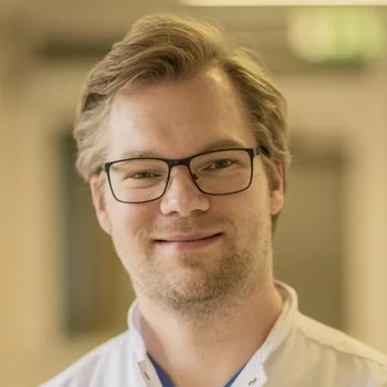 Portraitfoto von Herrn Dr. Weissbach, Urologie